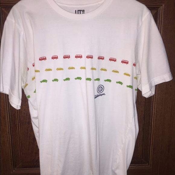 Uniqlo Tops - T-Shirt! 👕